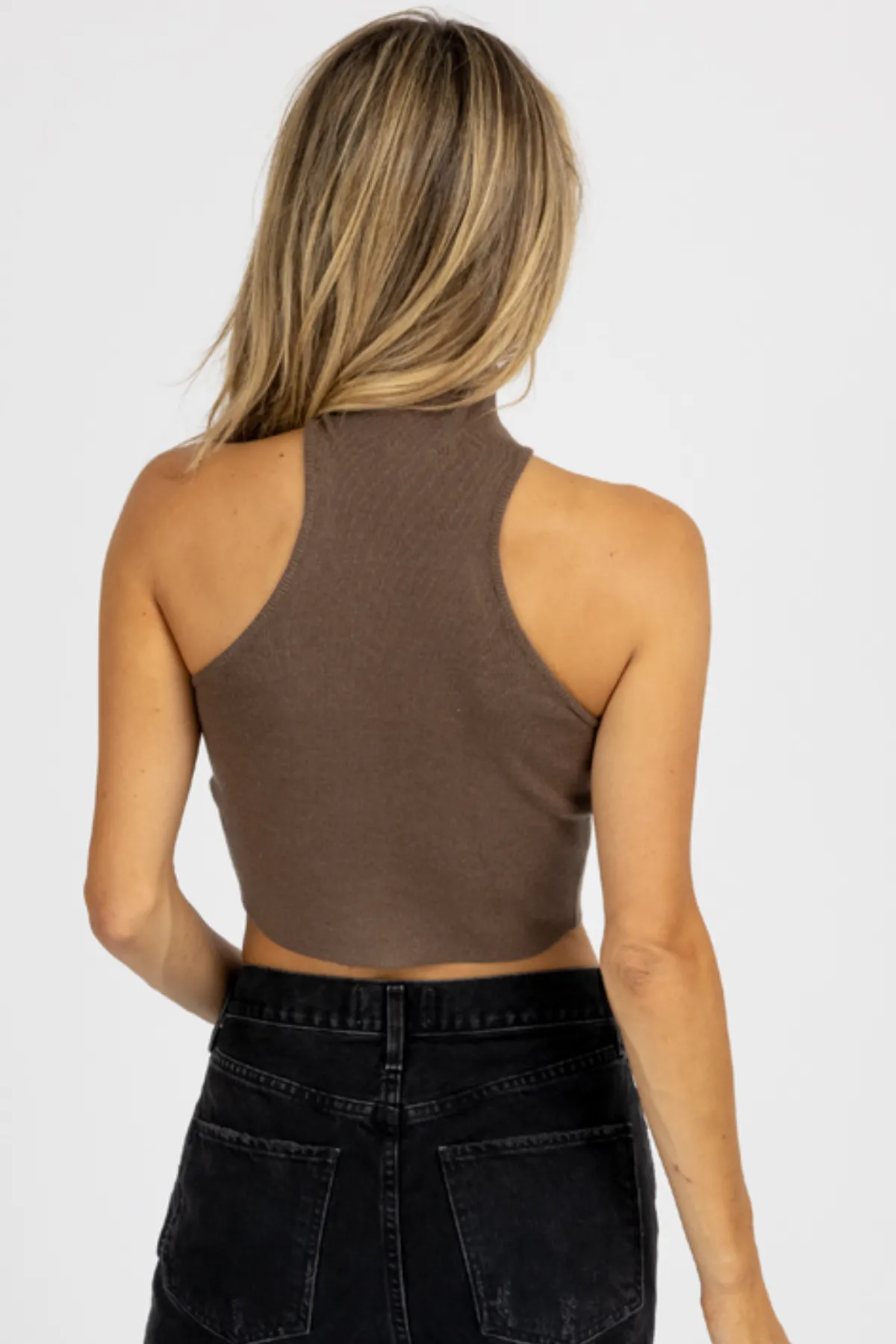 MOCHA TURTLENECK SLEEVELESS CROP TOP