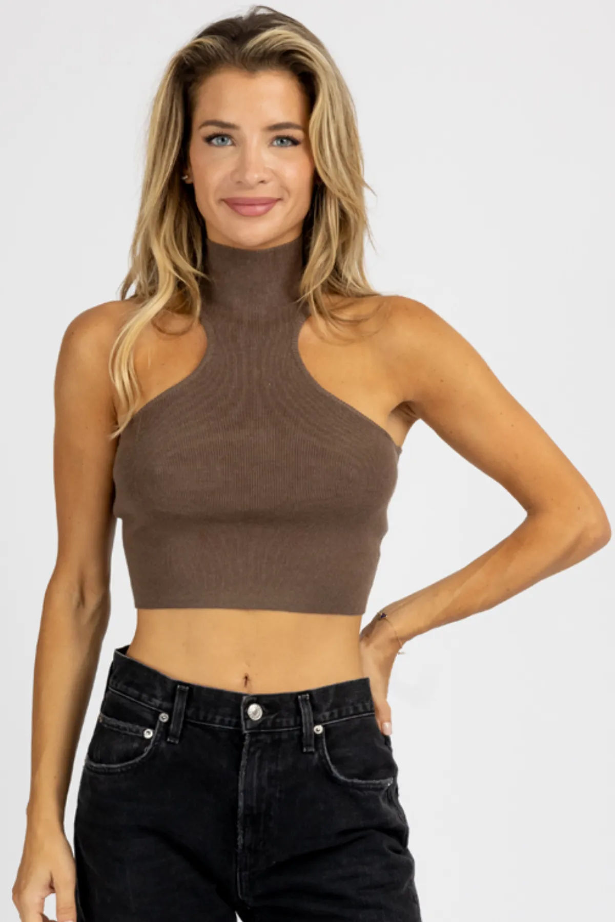 MOCHA TURTLENECK SLEEVELESS CROP TOP