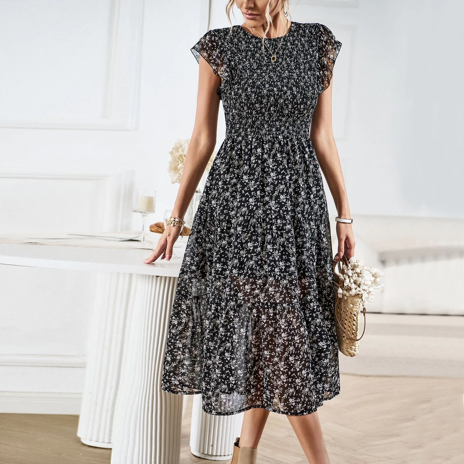 Round Neck Pleated Flying Sleeve Floral Temperament Elegant Dress Wholesale Dresses