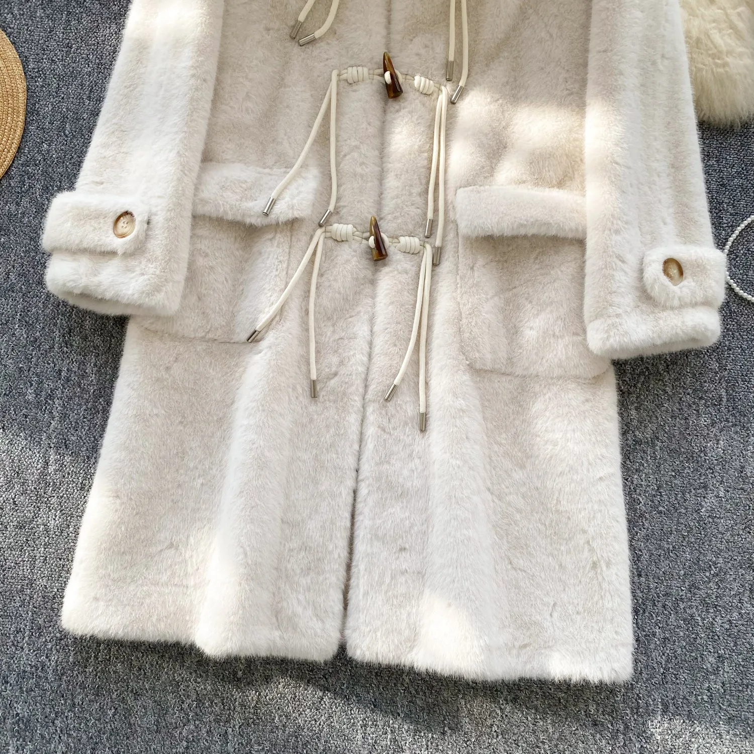 Thermal Cow-horn Button Hooded Coat