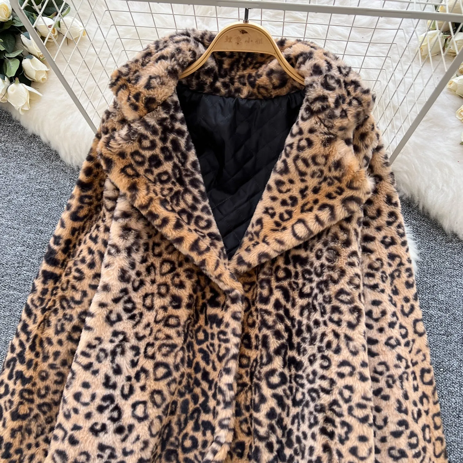 Thermal Leopard Printed Furry Coat