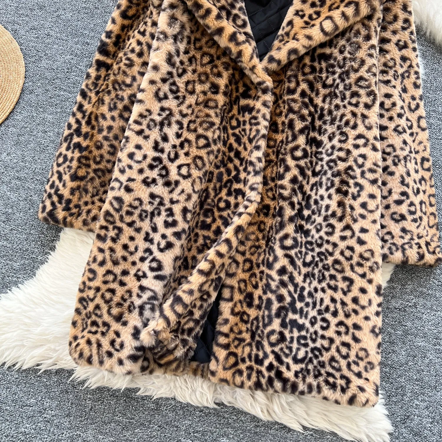 Thermal Leopard Printed Furry Coat